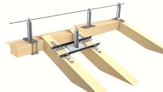 Montaggio della linea vita sul tetto