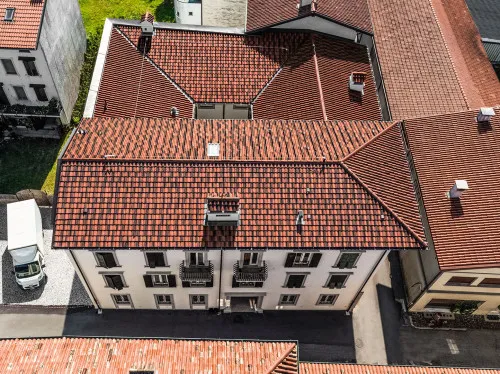 Veduta aerea tetto a Venzone
