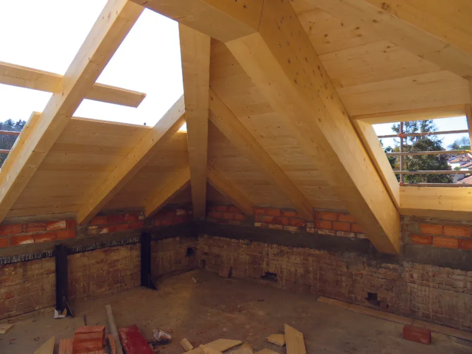 Struttura tetto in legno